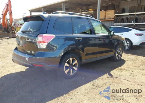 2018 Subaru Forester 2.5I Premium z USA, uszkodzony, nr VIN JF2SJADCXJH460500